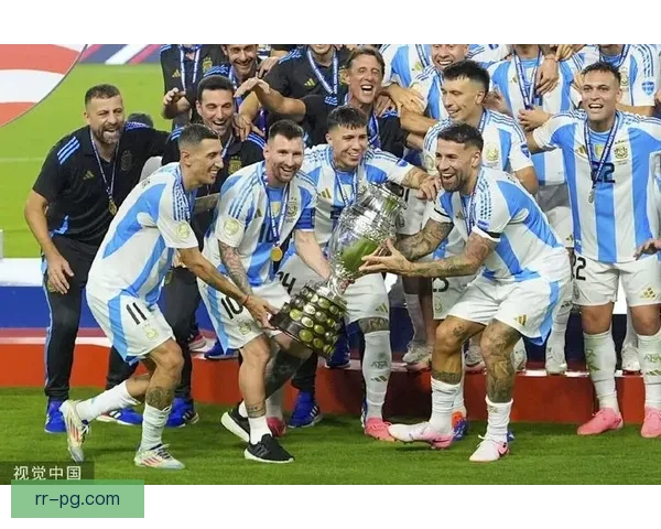 阿根廷队凭借绝杀战胜哥伦比亚成功蝉联美洲杯冠军